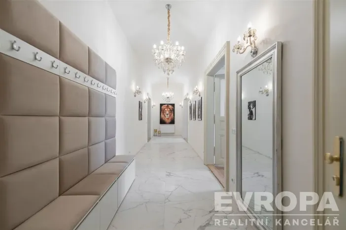 Prodej bytu 3+kk, Praha - Nové Město, Pod Slovany, 100 m2