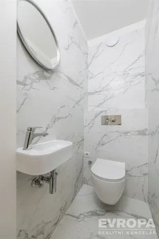 Prodej bytu 3+kk, Praha - Nové Město, Pod Slovany, 100 m2