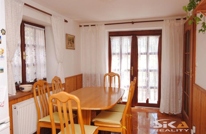 Prodej rodinného domu, Pnětluky - Konětopy, 200 m2