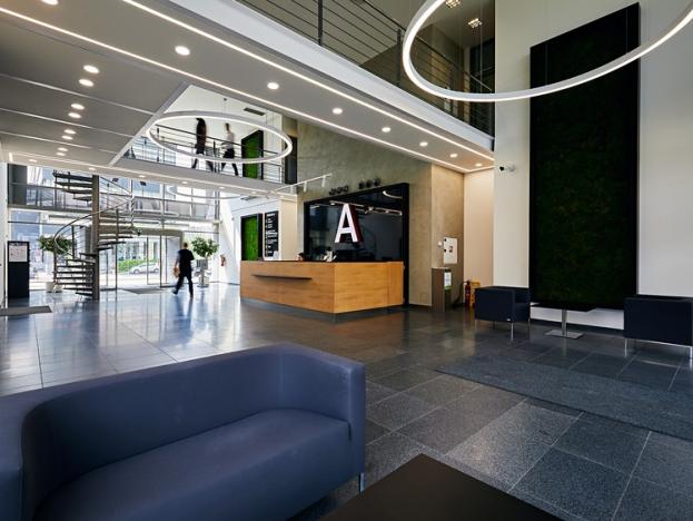 Pronájem kanceláře, Praha - Jinonice, Radlická, 2970 m2