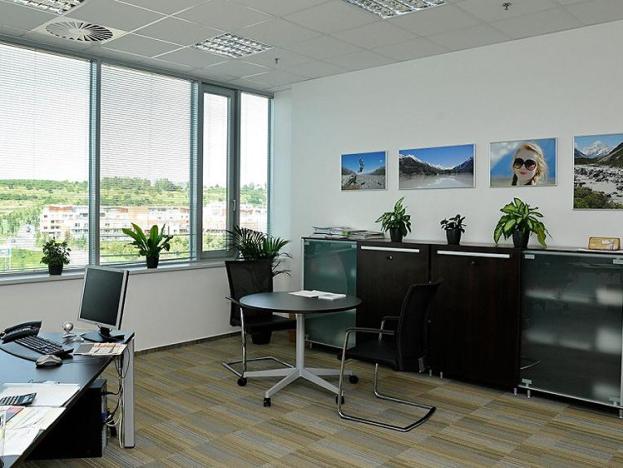 Pronájem kanceláře, Praha - Stodůlky, Bucharova, 890 m2