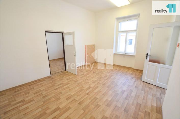 Pronájem kanceláře, Ledeč nad Sázavou, Husovo náměstí, 47 m2