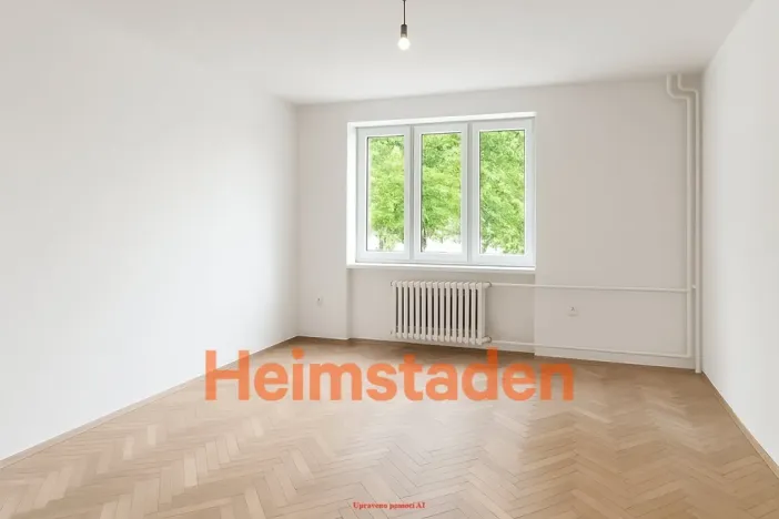 Pronájem bytu 2+1, Karviná - Nové Město, nám. Budovatelů, 55 m2