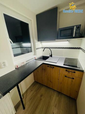 Pronájem bytu 1+kk, Praha - Braník, Ve studeném, 25 m2