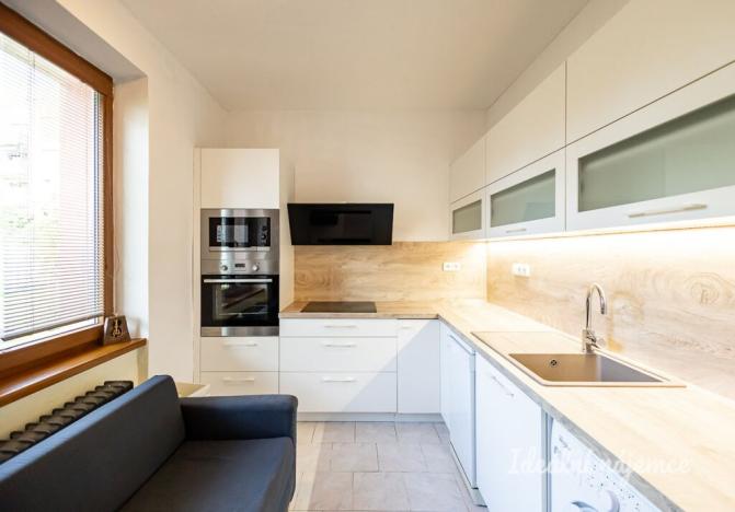 Pronájem bytu 3+1, Praha - Hloubětín, Sadská, 65 m2