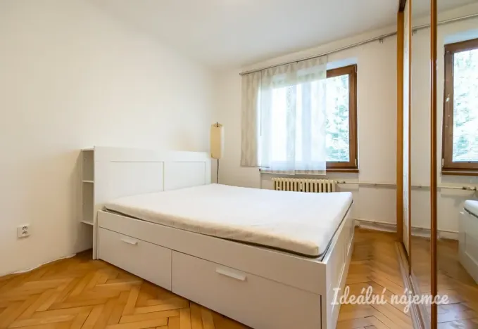 Pronájem bytu 3+1, Praha - Hloubětín, Sadská, 65 m2