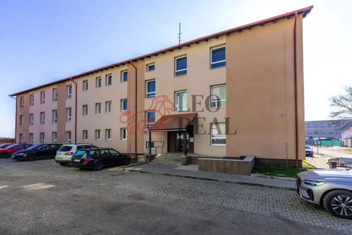 Pronájem bytu 1+kk, Strašice, 28 m2