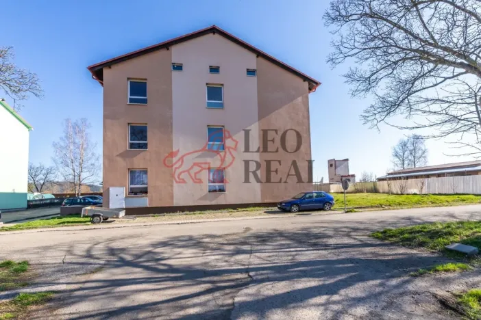 Pronájem bytu 1+kk, Strašice, 28 m2
