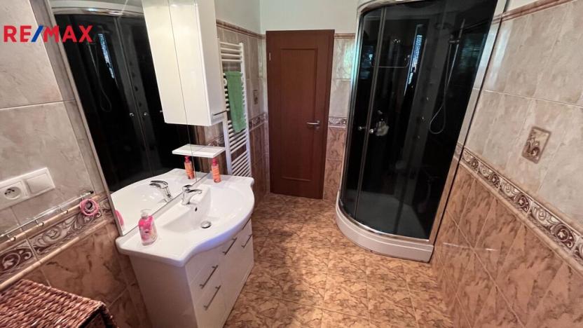 Prodej rodinného domu, Bácovice, 142 m2