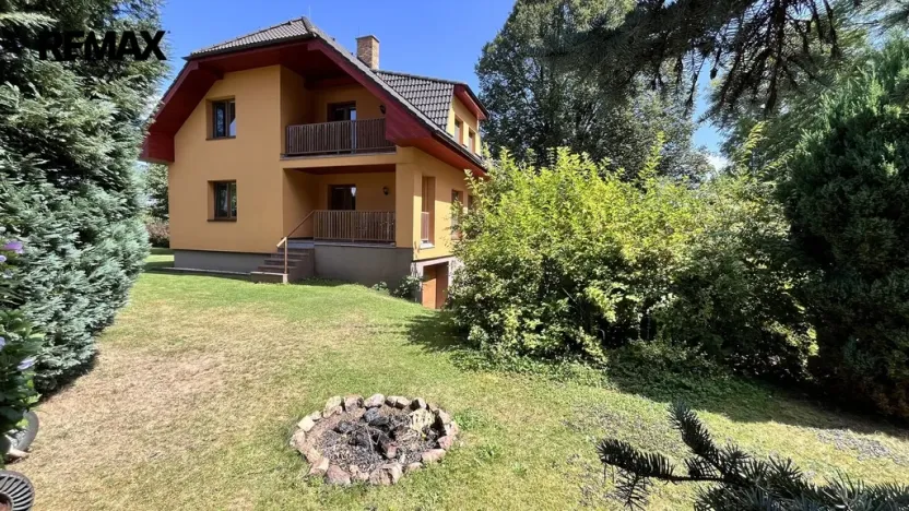 Prodej rodinného domu, Bácovice, 142 m2