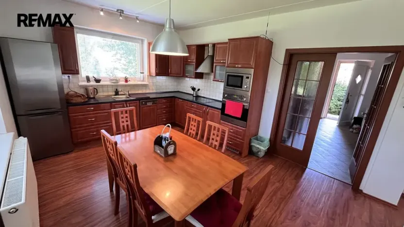 Prodej rodinného domu, Bácovice, 142 m2