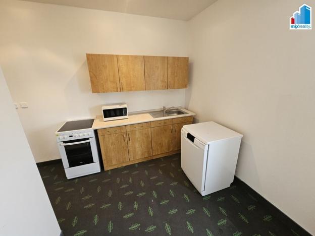 Pronájem kanceláře, Plzeň - Východní Předměstí, Jateční, 114 m2