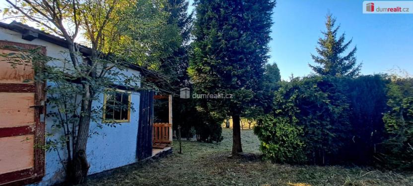 Prodej zahrady, Ostrov, 383 m2