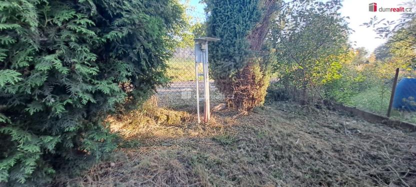 Prodej zahrady, Ostrov, 383 m2