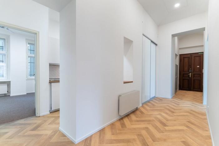 Pronájem kanceláře, Praha - Smíchov, Janáčkovo nábřeží, 187 m2