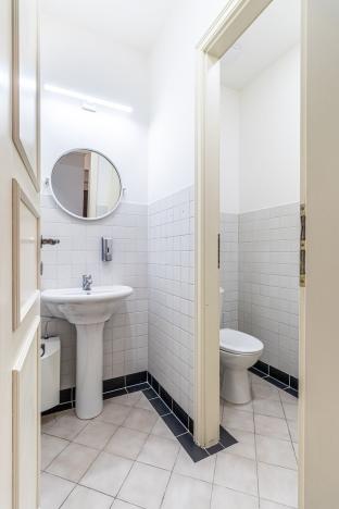 Pronájem kanceláře, Praha - Smíchov, Janáčkovo nábřeží, 187 m2