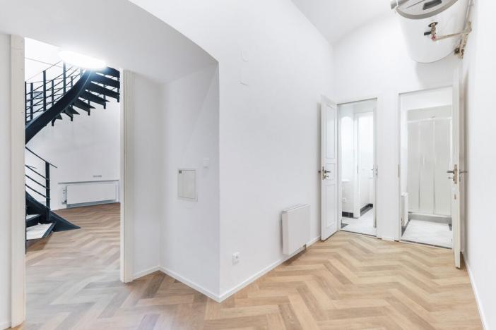 Pronájem kanceláře, Praha - Smíchov, Janáčkovo nábřeží, 187 m2