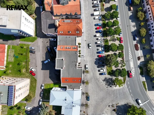 Prodej obchodního prostoru, Dobříš, Mírové náměstí, 503 m2