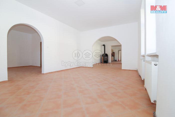 Prodej rodinného domu, Peruc - Radonice nad Ohří, 400 m2