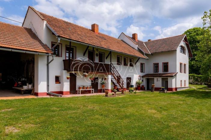 Prodej rodinného domu, Čečelice, Dlážděná, 500 m2