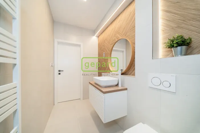 Prodej bytu 1+kk, Praha - Bohnice, V Zámcích, 44 m2