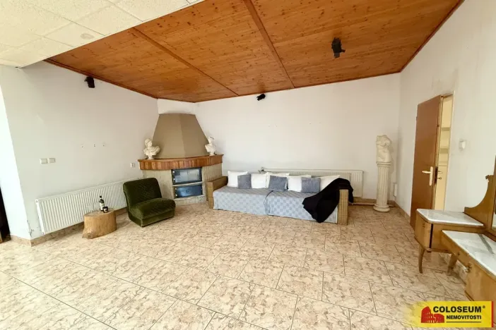 Prodej rodinného domu, Sebranice, 220 m2