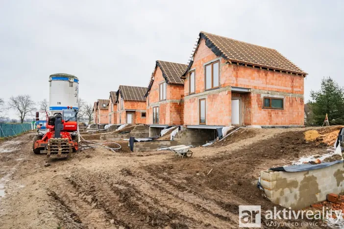 Prodej rodinného domu, Lužec nad Vltavou, K Zahrádkám, 143 m2