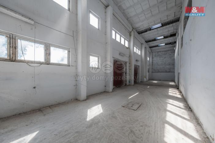 Pronájem skladu, Tochovice, 5693 m2
