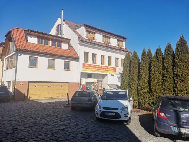 Prodej obchodního prostoru, Sušice, náměstí Svobody, 1250 m2