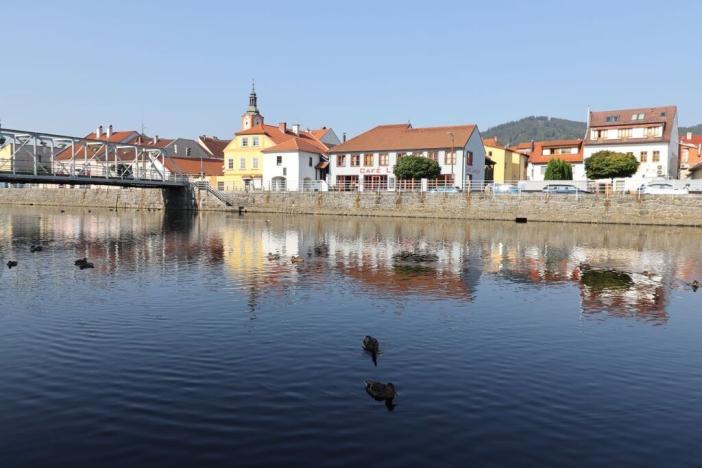 Prodej obchodního prostoru, Sušice, náměstí Svobody, 1250 m2