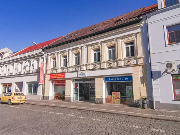 Prodej obchodního prostoru, Sušice, náměstí Svobody, 1250 m2