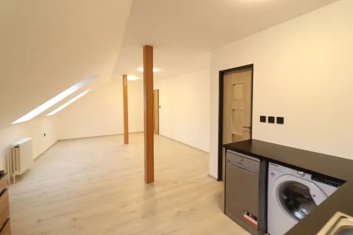 Prodej obchodního prostoru, Sušice, náměstí Svobody, 1250 m2