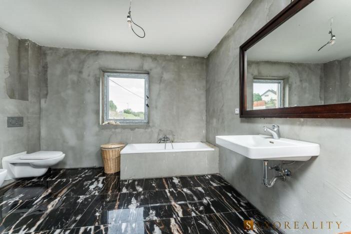 Prodej rodinného domu, Buš, 181 m2