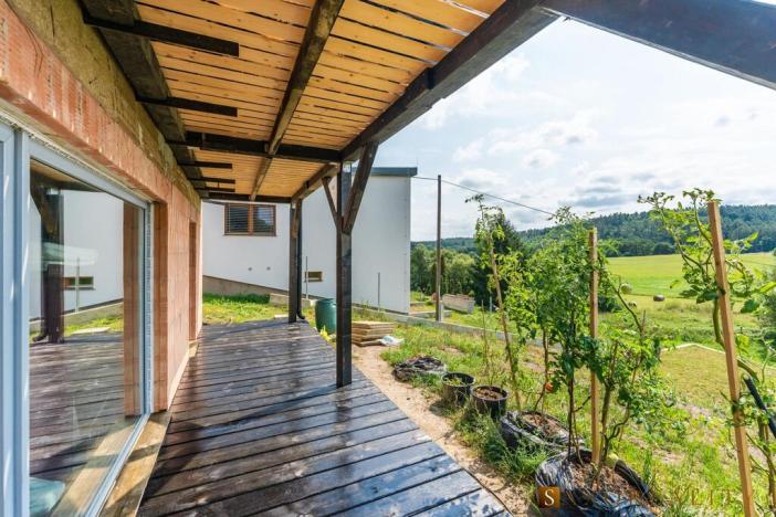 Prodej rodinného domu, Buš, 181 m2