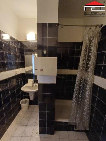 Pronájem kanceláře, Frýdek-Místek, U Staré pošty, 300 m2