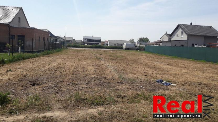 Prodej pozemku pro bydlení, Pohořelice, U Větrolamu, 846 m2