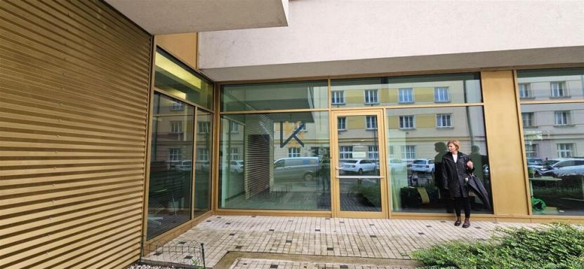 Pronájem obchodního prostoru, Praha - Nusle, Štětkova, 70 m2