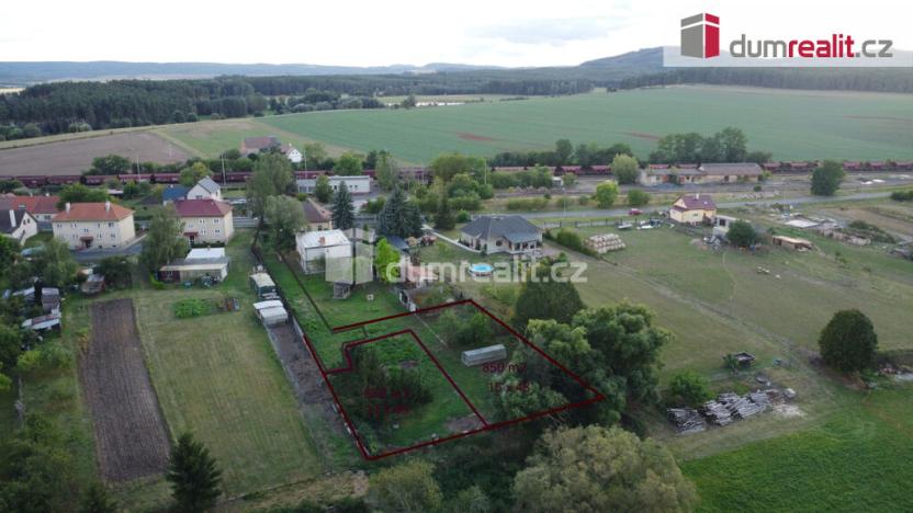 Prodej pozemku pro bydlení, Vroutek, Nádražní, 1810 m2