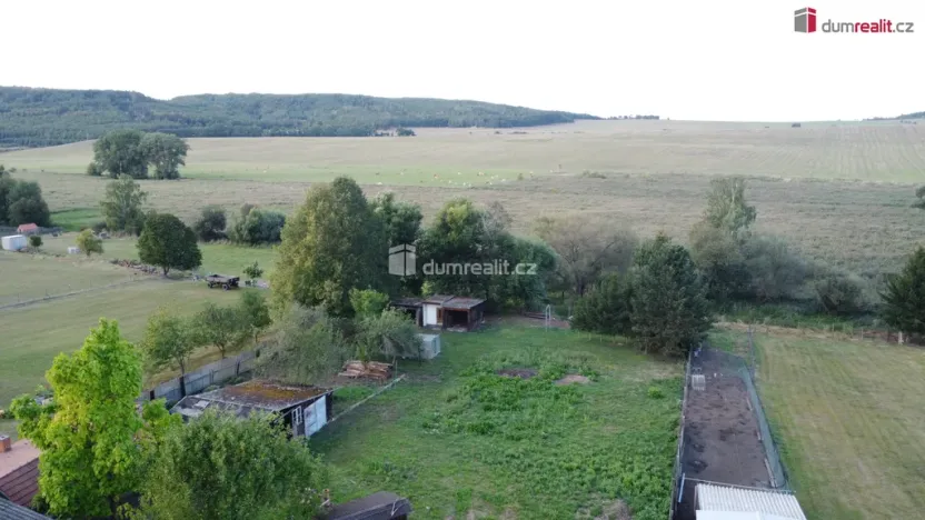 Prodej pozemku pro bydlení, Vroutek, Nádražní, 810 m2
