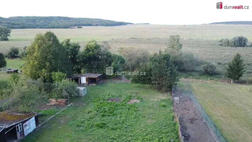 Prodej pozemku pro bydlení, Vroutek, Nádražní, 810 m2
