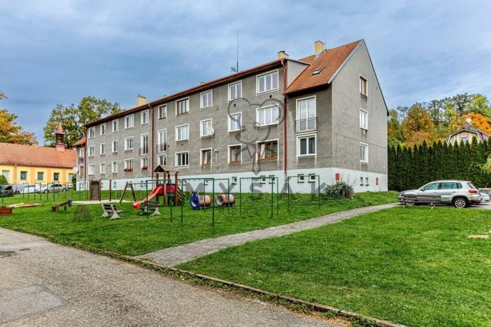 Prodej bytu 3+1, Hluboká nad Vltavou, Palackého, 61 m2