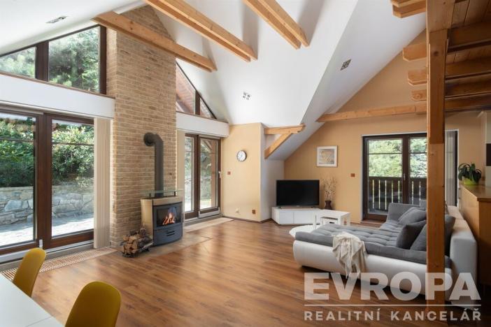 Prodej ubytování, Vrchlabí - Hořejší Vrchlabí, Na stráni, 230 m2