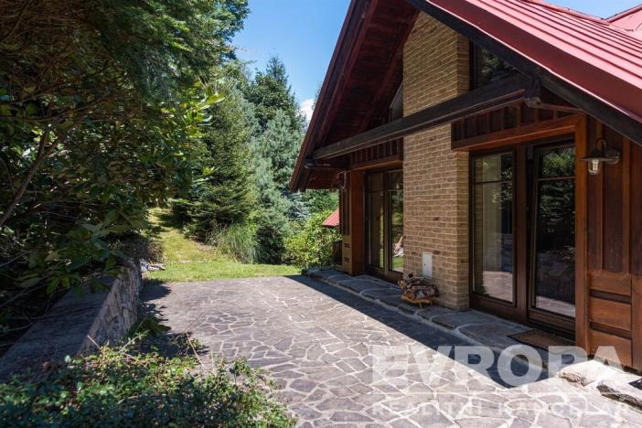 Prodej ubytování, Vrchlabí - Hořejší Vrchlabí, Na stráni, 230 m2