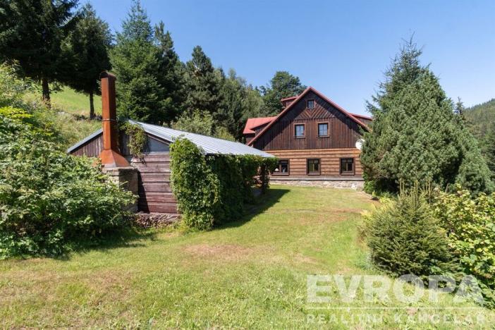 Prodej ubytování, Vrchlabí - Hořejší Vrchlabí, Na stráni, 230 m2