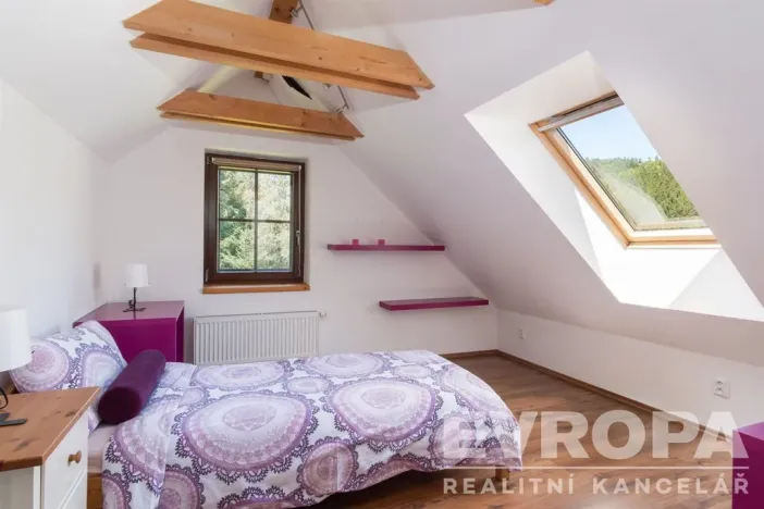 Prodej ubytování, Vrchlabí - Hořejší Vrchlabí, Na stráni, 230 m2