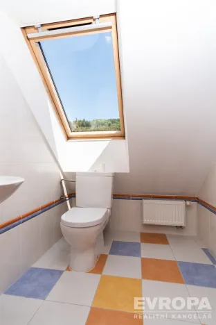 Prodej ubytování, Vrchlabí - Hořejší Vrchlabí, Na stráni, 230 m2