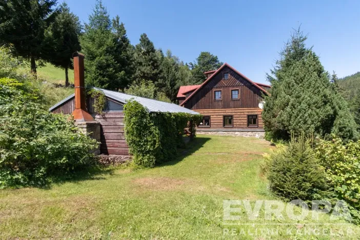 Prodej ubytování, Vrchlabí - Hořejší Vrchlabí, Na stráni, 230 m2