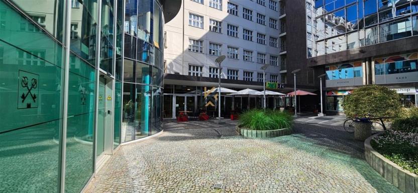 Pronájem obchodního prostoru, Praha - Nové Město, Na Poříčí, 127 m2
