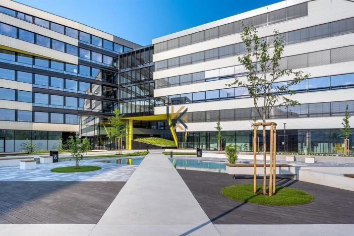 Pronájem kanceláře, Praha - Libeň, Smrčkova, 1379 m2