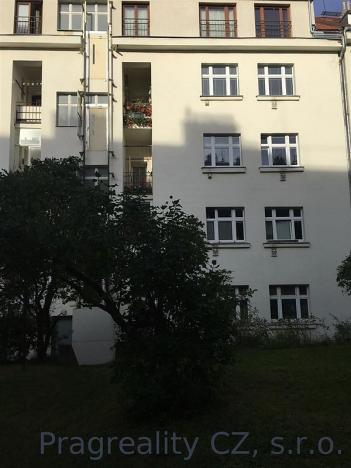 Pronájem bytu 2+kk, Praha - Bubeneč, N. A. Někrasova, 55 m2